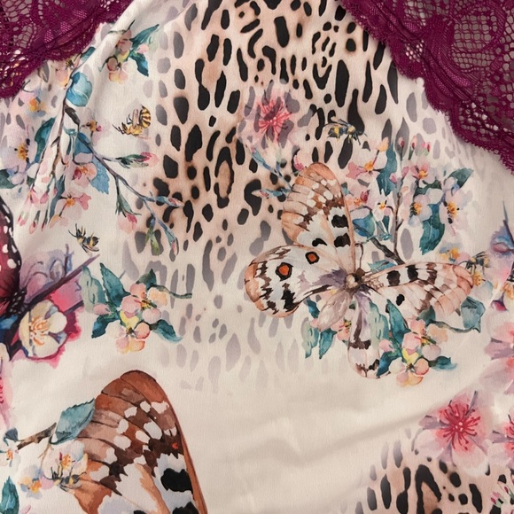 Vintage lace butterfly cami - Picture 4 of 5